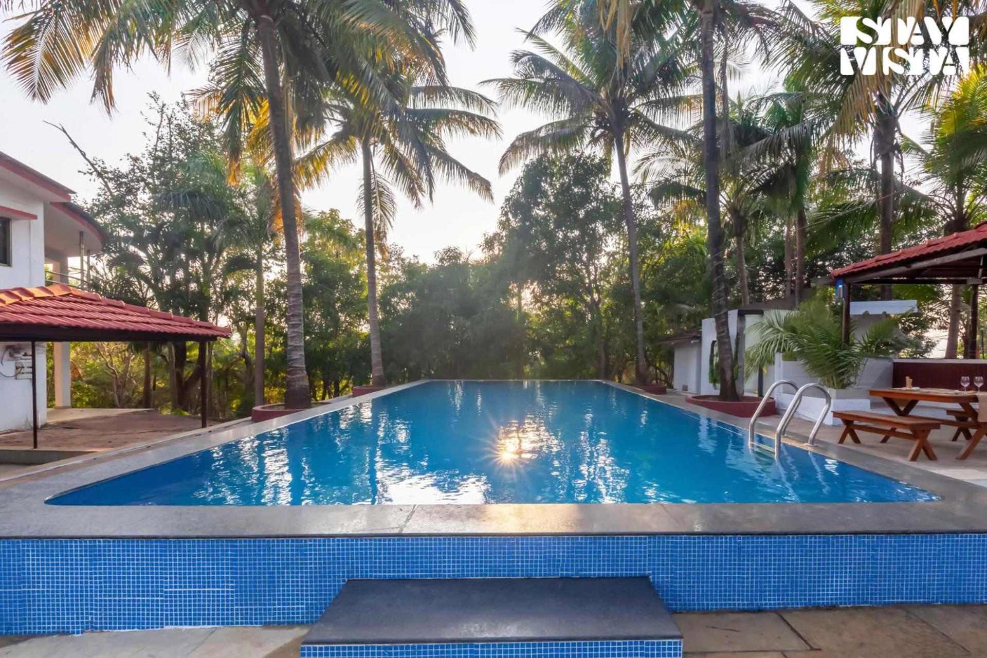 Stayvista'S Firefly Mountain Retreat - Villa With Private Pool, Gazebo & Terrace Karjat Zewnętrze zdjęcie
